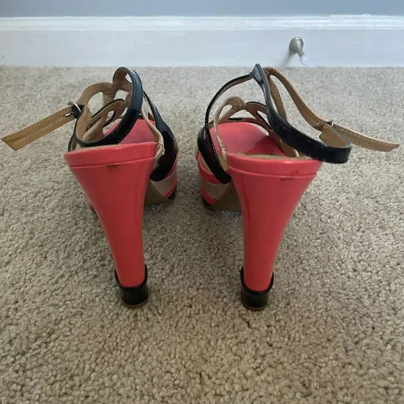 Unlisted by Kenneth Cole high heel sandals - Picture 3 of 3